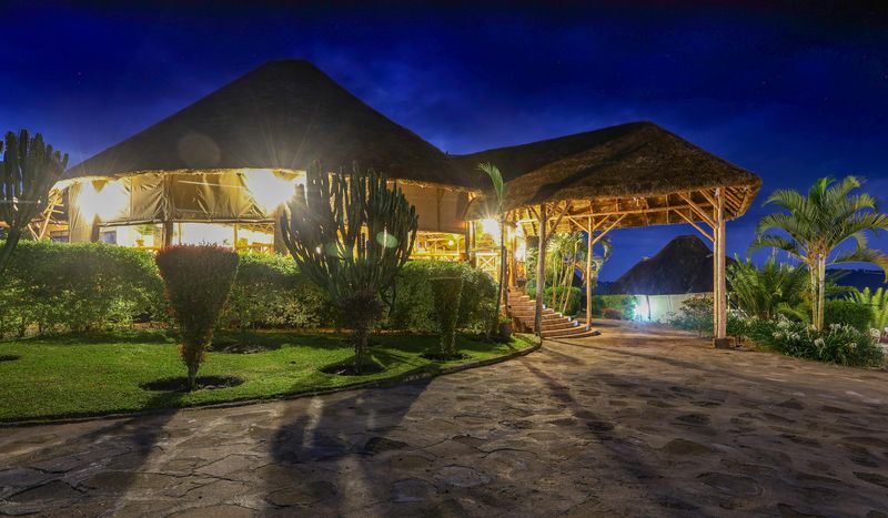 Crater Safari Lodge