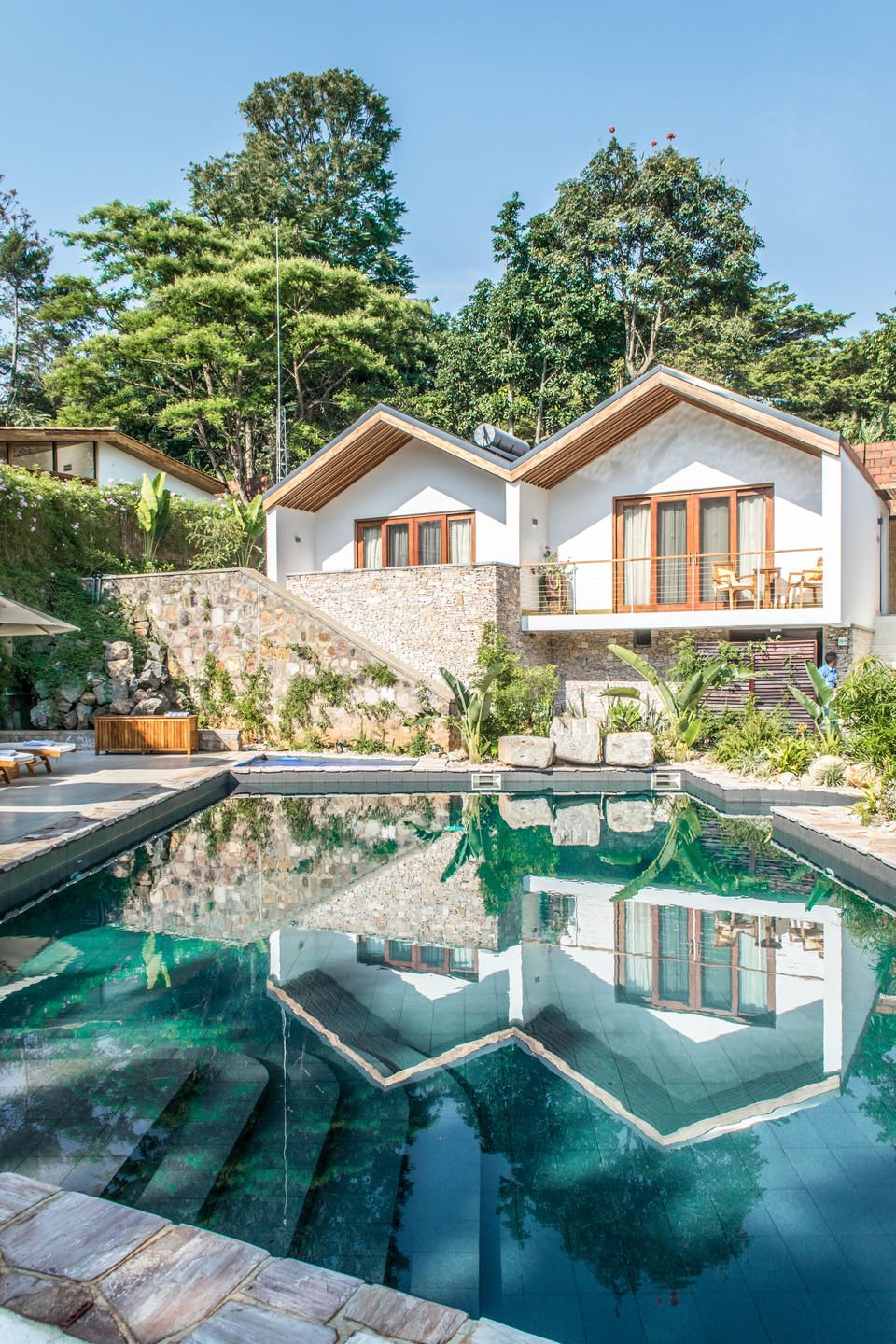 The Retreat by Hemingways