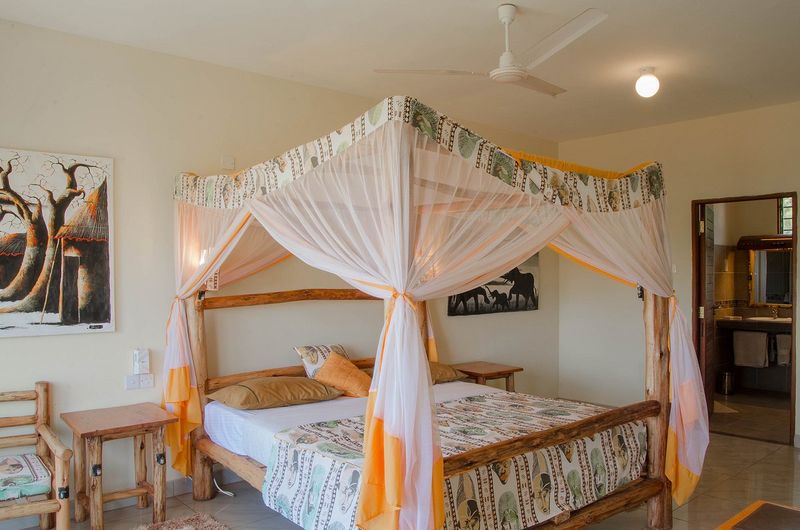 Voi Wildlife Lodge