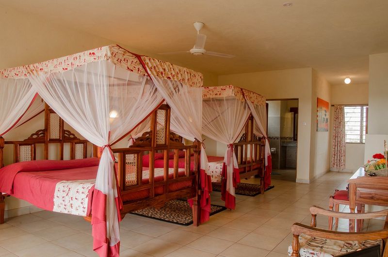 Voi Wildlife Lodge