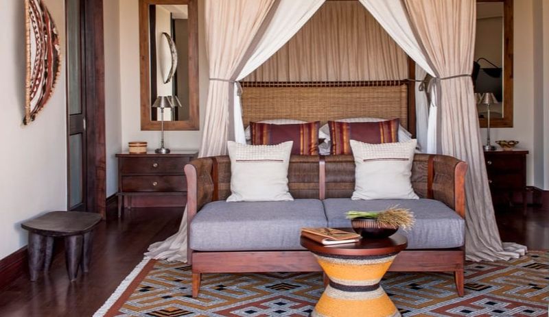 Four Seasons Safari Lodge