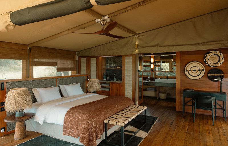 Serengeti Bush Tops Luxury Camp