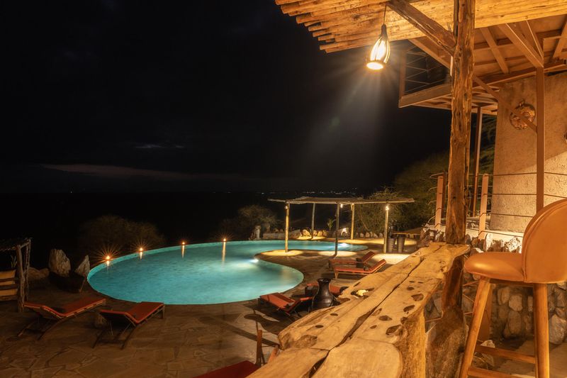 Soroi Lions Buff Lodge