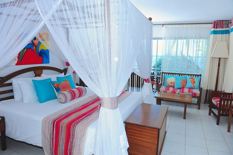 Voyager Beach Resort