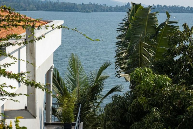 Inn on the Lake