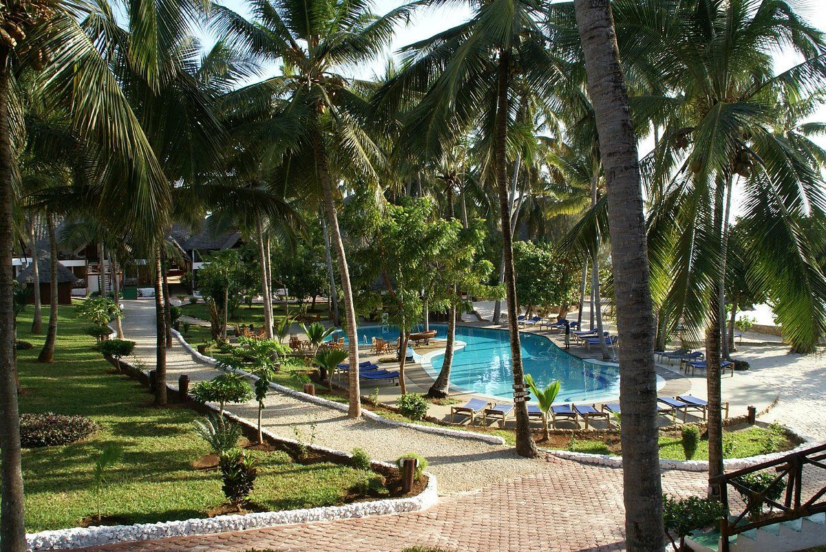 Paradise Beach Resort