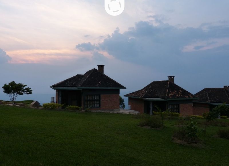 Nyungwe Top View Hotel